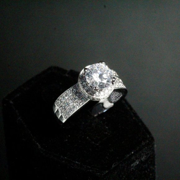 QVC New Sterling Silver CZ Crystal Marked SW Ring - Picture 8 of 8